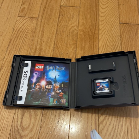 Nintendo ds LEGO Harry Potter game - Picture 2 of 2